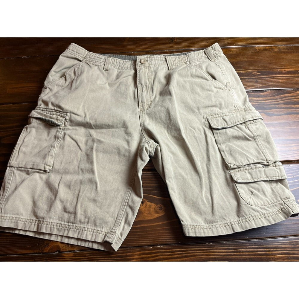Old Mill Shorts, Men's Size 40, Tan, Cargo, Khaki, Pockets